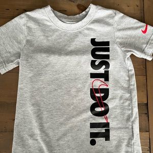 Grey Nike boys short sleeve t-shirt, size 6.